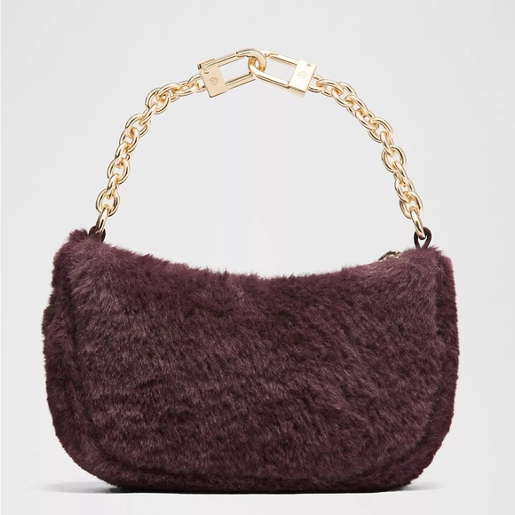 Lululemon City Essentials Bag NWT - Picture 2 of 6